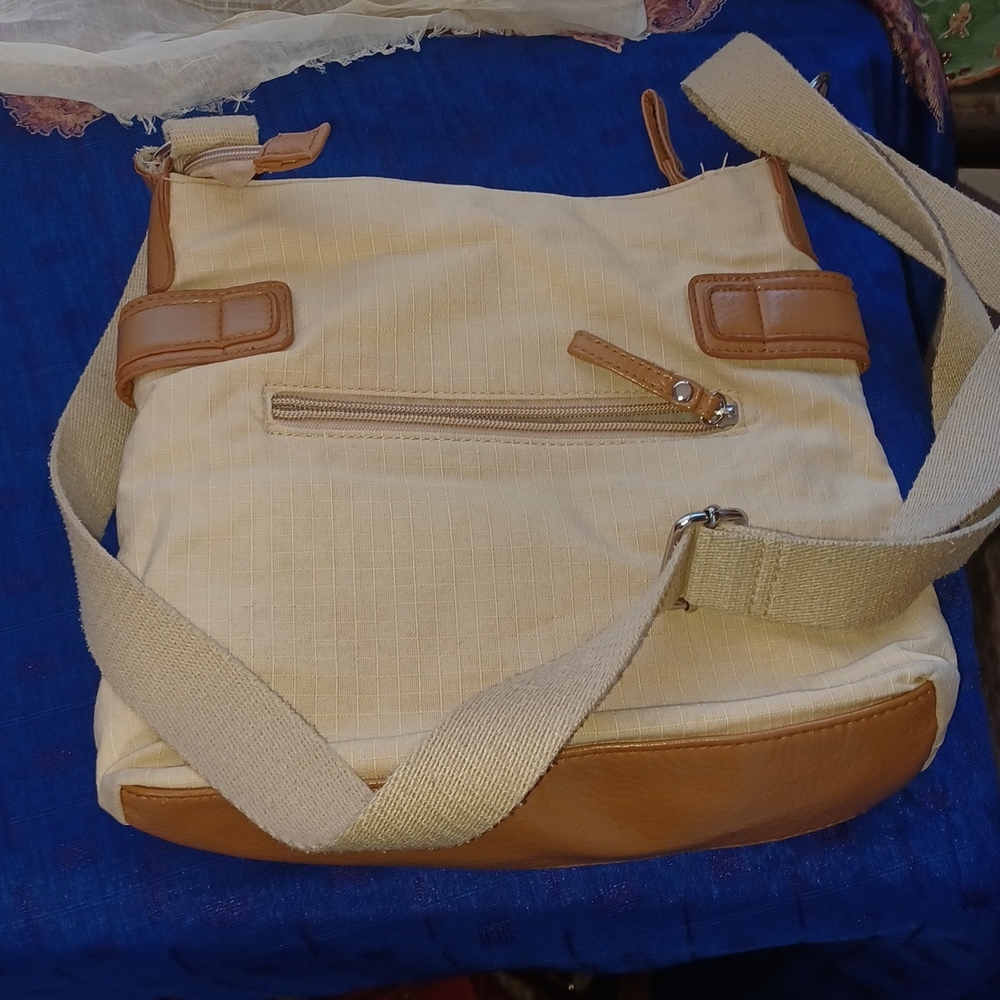 Vintage Roots canvas and leather messenger bag - Picture 2 of 4